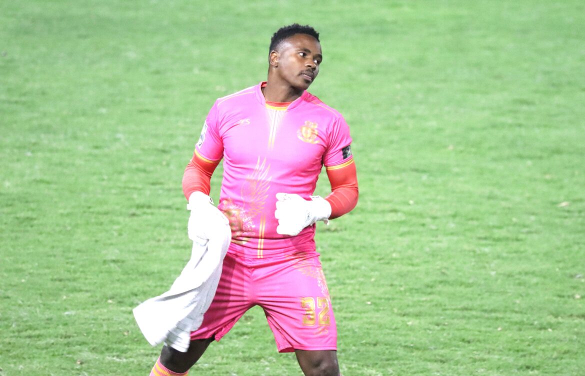 Lamontville Golden Arrows Bolster Squad with the Signing of Goalkeeper Xolani Ngcobo