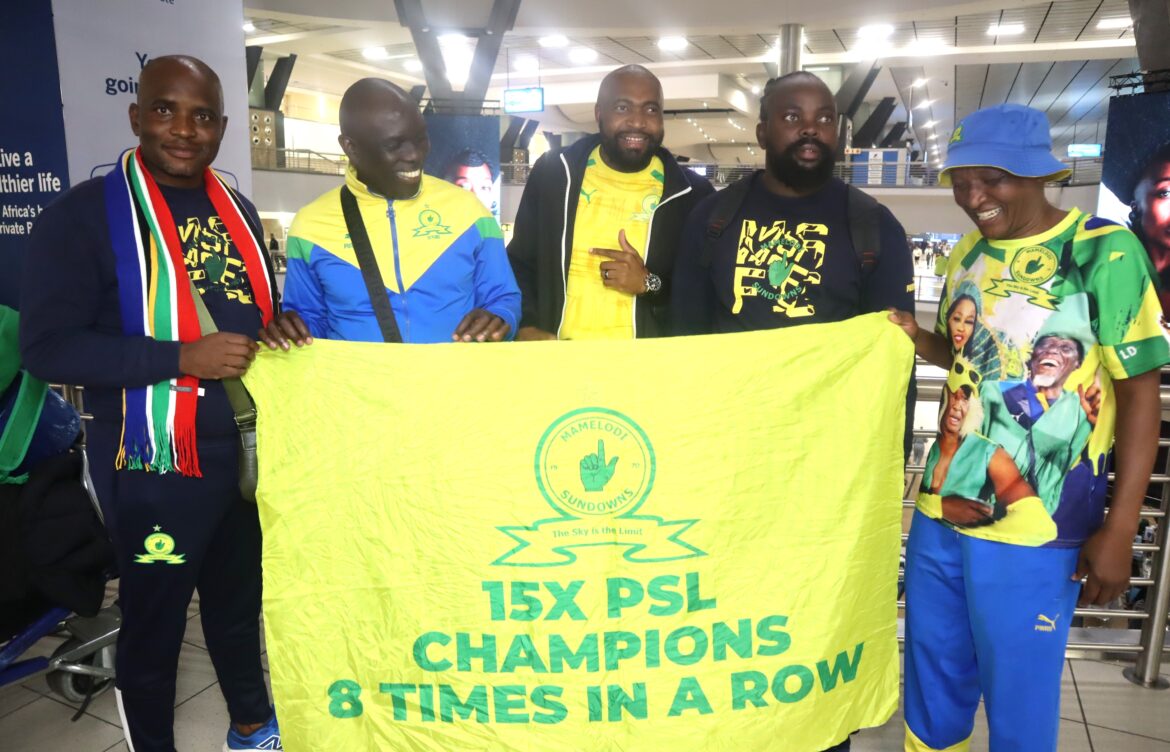 🗞️ Masandawana Fans Jet Off to USA to Support Mamelodi Sundowns at FIFA Club World Cup 🇿🇦✈️🇺🇸